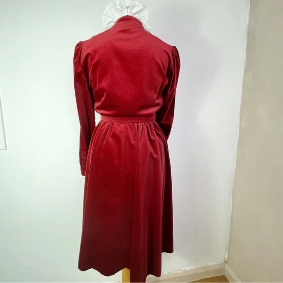 Vintage 70s/80s Jaeger Rust Red Cord Button Down Dress Lace Collar & Cuffs UK 10 - Picture 7 of 9